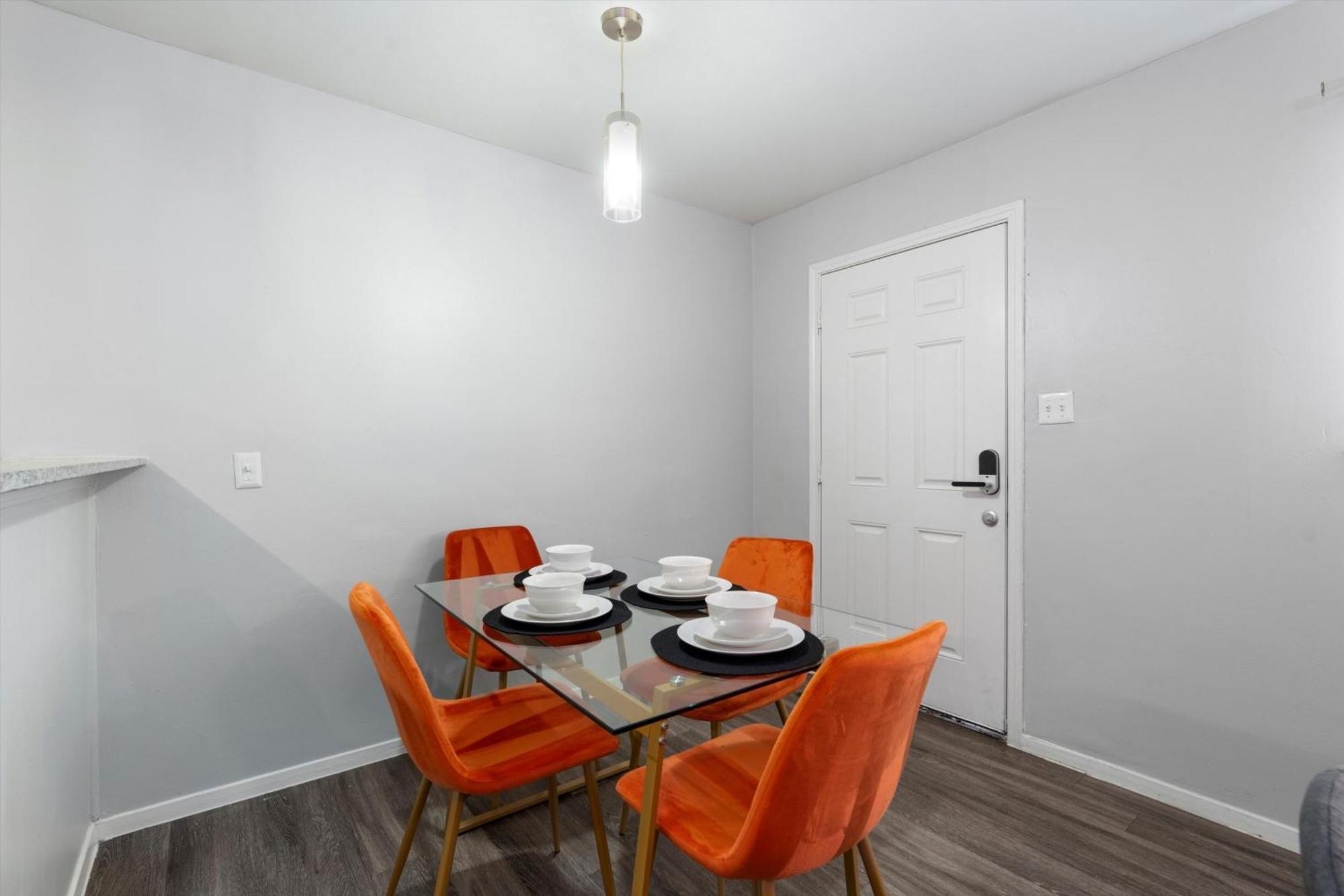 Mins 2 Downtown - King Bed - Private Stays Austin Exterior foto